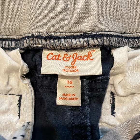 Joggers - Picture 4 of 4